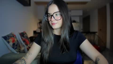 ninavolkov online show from February 20, 10:10 pm