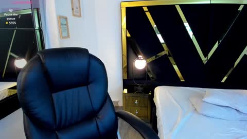 ninfomaria online show from January 22, 10:15 pm