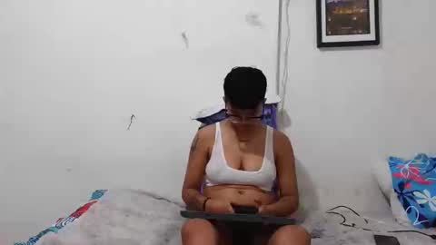 Snapshot of nini_smith chatting on April 17, 4:59 am nini_smith online show from April 17, 4:59 am