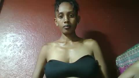 ninie246746 online show from February 8, 8:52 am