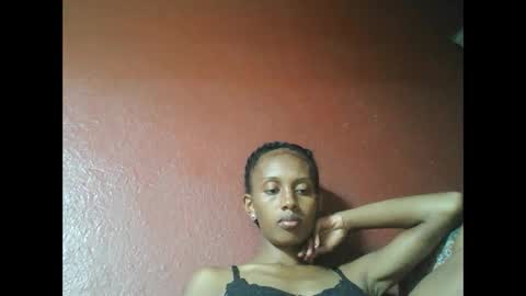 ninie246746 online show from February 16, 1:27 pm