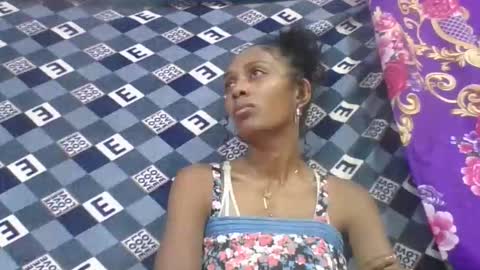 ninie246746 online show from March 9, 6:28 am