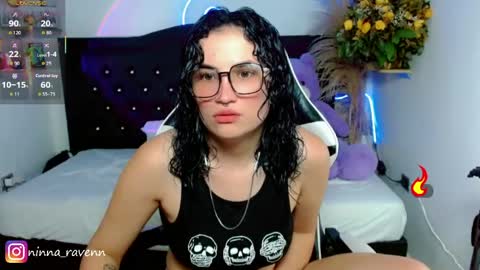 Snapshot of ninna_raven chatting on April 25, 11:57 pm Ninna online show from April 25, 11:57 pm