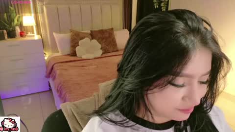 Snapshot of ninna_sweet_ chatting on June 25, 1:04 pm Nina online show from June 25, 1:04 pm