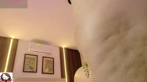 Snapshot of ninna_sweet_ chatting on June 27, 12:22 pm Nina online show from June 27, 12:22 pm