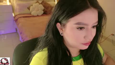 Snapshot of ninna_sweet_ chatting on July 12, 1:46 pm Nina online show from July 12, 1:46 pm