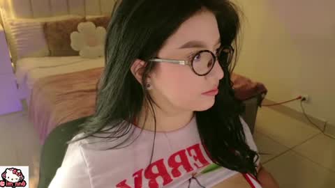 Snapshot of ninna_sweet_ chatting on July 28, 2:13 pm Nina online show from July 28, 2:13 pm