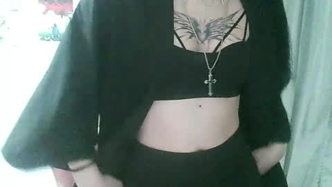 Alice online show from April 26, 4:48 pm