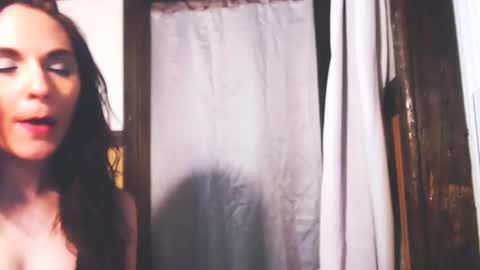 Snapshot of nivanarose chatting on February 6, 10:32 pm Nirvana Rose cash app nirvanarose92389 for the right price Im willing to do whatever you want online show from February 6, 10:32 pm