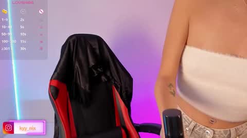 Nicki  online show from October 22, 4:57 am