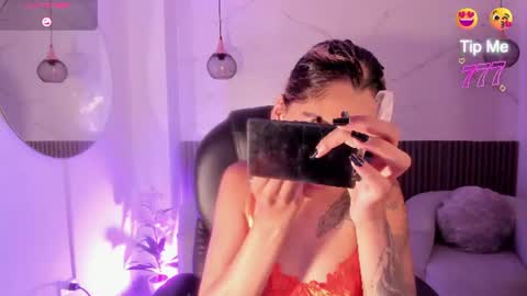 Snapshot of nix_rave1 chatting on July 10, 2:52 pm nix_rave1 online show from July 10, 2:52 pm