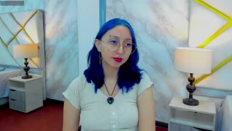 Catalina online show from July 21, 10:45 pm