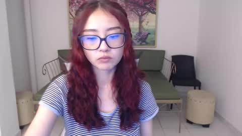 Nixxie online show from March 17, 1:36 pm