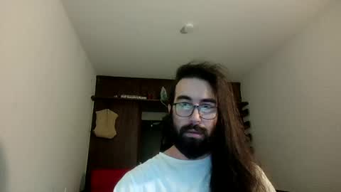 Snapshot of nizarsalloumpr chatting on July 22, 9:56 am Khuan online show from July 22, 9:56 am