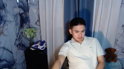 Snapshot of njay_16 chatting on September 17, 1:35 pm njay_16 online show from September 17, 1:35 pm