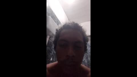 Snapshot of njsantoss77 chatting on March 20, 10:09 am njsantoss77 online show from March 20, 10:09 am