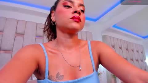 Noa online show from December 2, 3:56 am