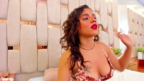 Noa online show from December 21, 10:50 pm