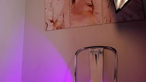   ambarsulliva  online show from September 15, 11:43 am