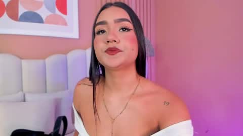 Noa online show from May 5, 2:41 am