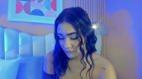 Snapshot of noa_moon chatting on June 12, 2:54 am Noa online show from June 12, 2:54 am