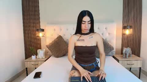 Snapshot of noa_morena chatting on June 20, 12:19 pm NATHALIA MORENO online show from June 20, 12:19 pm
