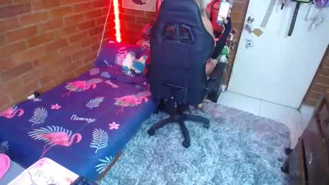 noah420sr online show from March 11, 1:01 pm