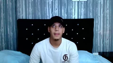 noah_blackk online show from February 5, 2:00 pm