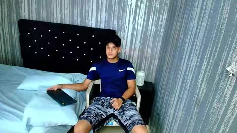 noah_blackk online show from March 2, 1:29 pm