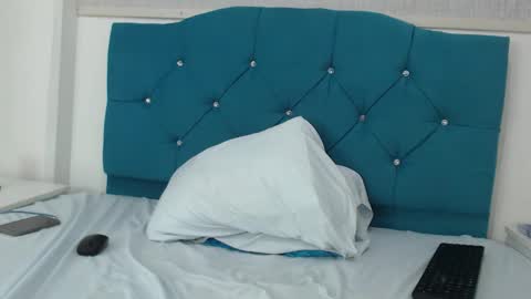 noah_blackk online show from March 10, 4:12 pm