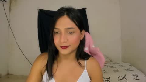 Noah online show from December 1, 7:52 pm