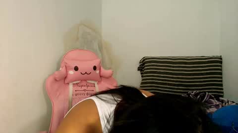 Noah online show from February 25, 4:49 pm