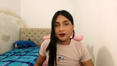 Snapshot of noah_cute18 chatting on May 10, 10:26 pm Noah online show from May 10, 10:26 pm