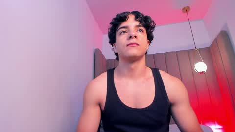 Snapshot of noah_delacroix chatting on June 2, 12:29 pm noah_delacroix online show from June 2, 12:29 pm