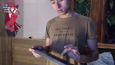 noah_dupont_ online show from October 6, 7:44 pm