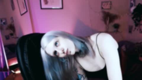 REAL name LiaDM are always open online show from February 5, 1:05 pm