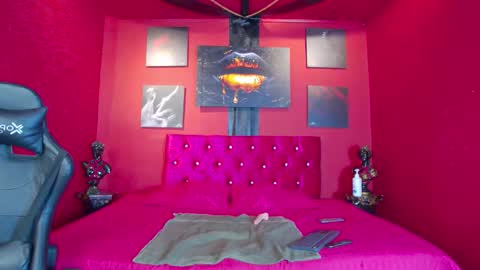 Noah online show from January 6, 11:29 pm