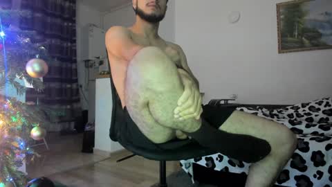 Snapshot of noah_happy07 chatting on December 23, 8:03 pm Noah online show from December 23, 8:03 pm