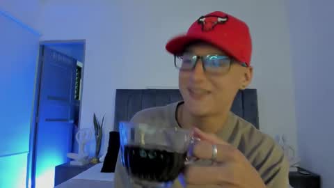 Snapshot of noah_jayden chatting on October 25, 7:08 pm Noah Jayden online show from October 25, 7:08 pm