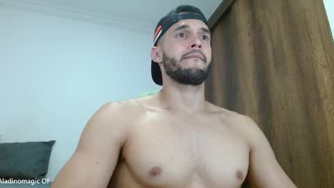 Noah online show from March 3, 2:56 pm