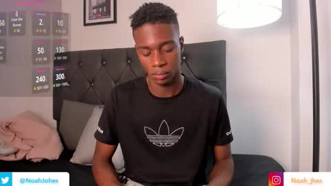 Snapshot of noah_johes chatting on October 17, 3:42 am noah_johes online show from October 17, 3:42 am