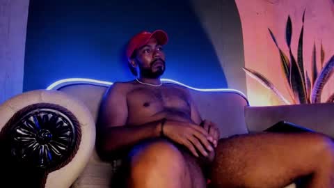 Noah online show from December 14, 8:23 am