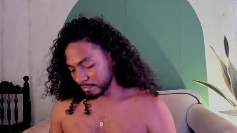 Noah online show from January 20, 7:04 pm