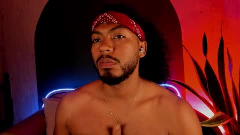 Noah online show from February 7, 12:09 am