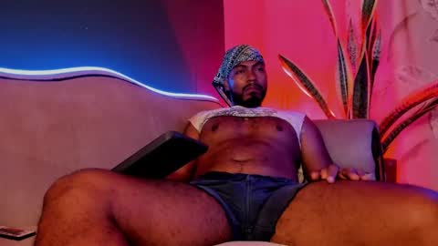 Noah online show from February 11, 2:03 am