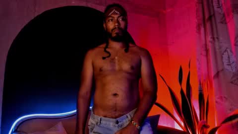 Noah online show from February 15, 12:59 am