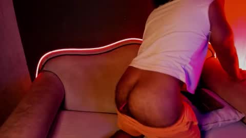 Noah online show from February 22, 11:35 pm