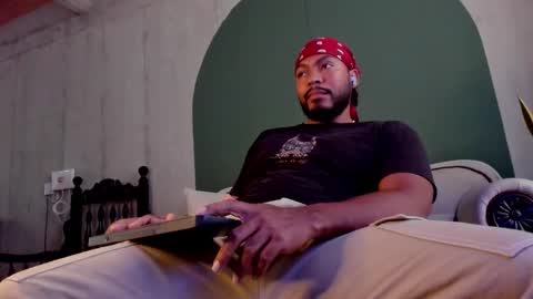 Noah online show from September 11, 6:52 pm