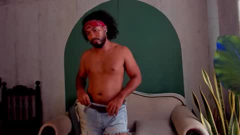 Noah online show from November 6, 6:20 pm