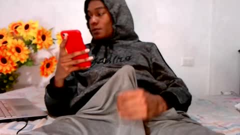 Noah Millers online show from October 24, 9:49 am